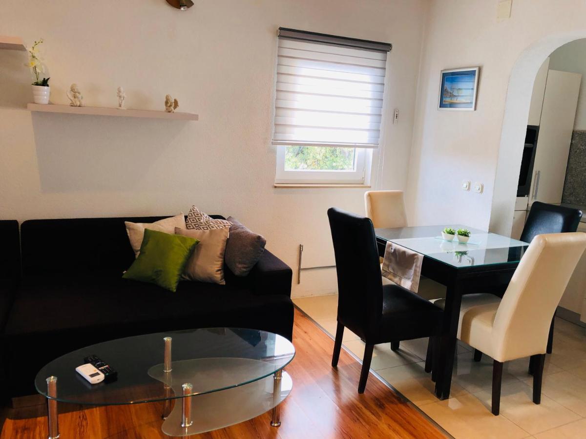 Apartman Stevic Pisak Exterior foto